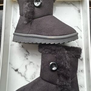 Like New Mudd Brand Black Boots with Faux Fur & Button Detail